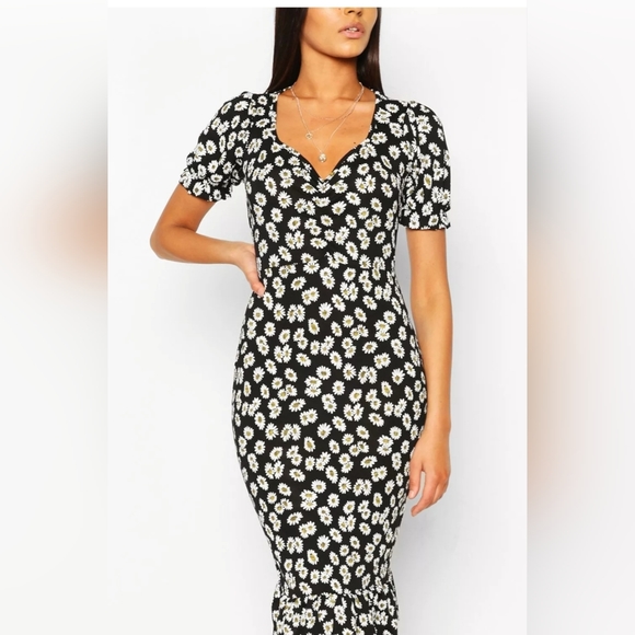 Boohoo Sunflower Dress - Picture 7 of 9